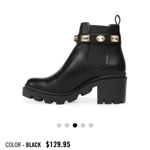 Steve Madden Amulet Black Boots